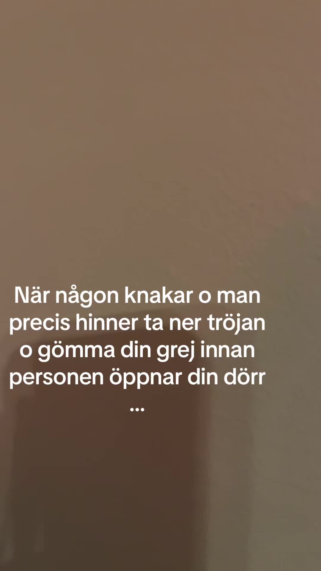 @🕊️🔫