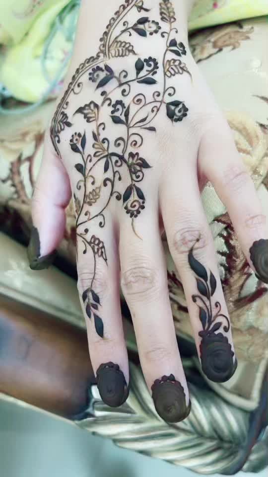 @Henna.alain