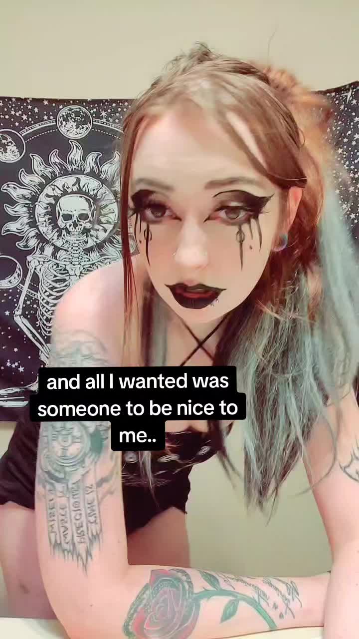 @Kitten 🐈💓🌺