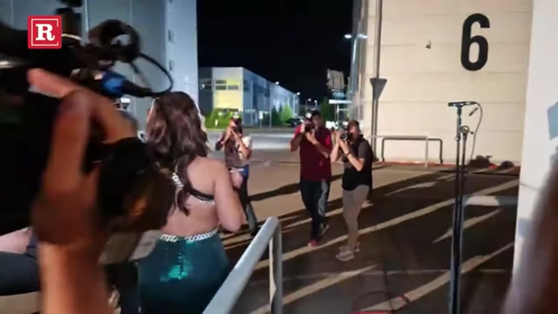 @&Scaron;izofrena&ensp;Lutkica