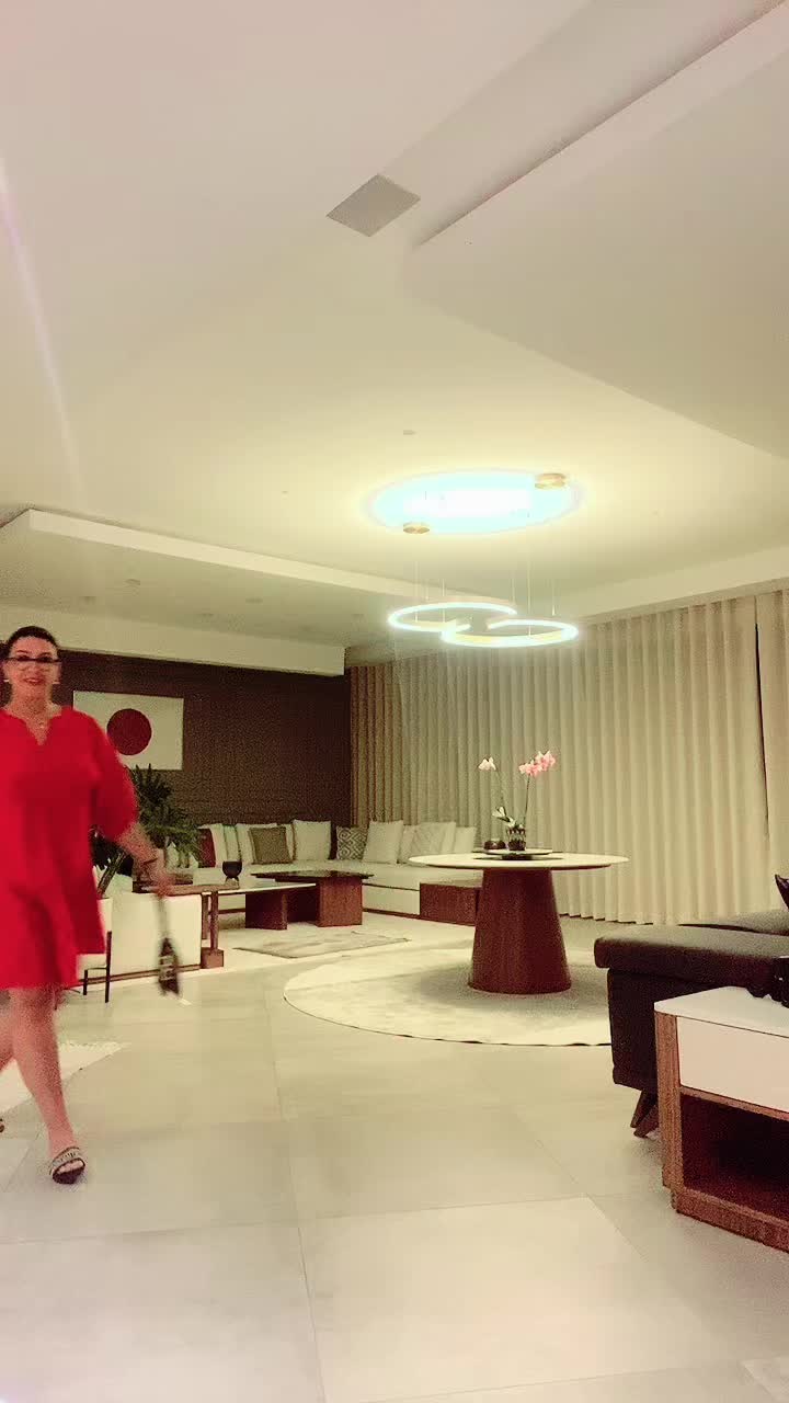 @عروبية متواضعة متفائلة