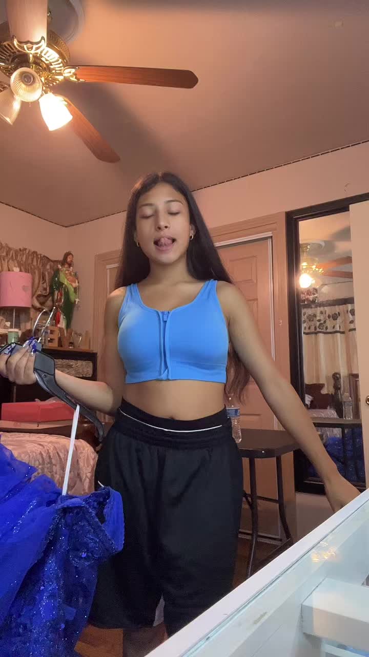@Nellyvaldenegro