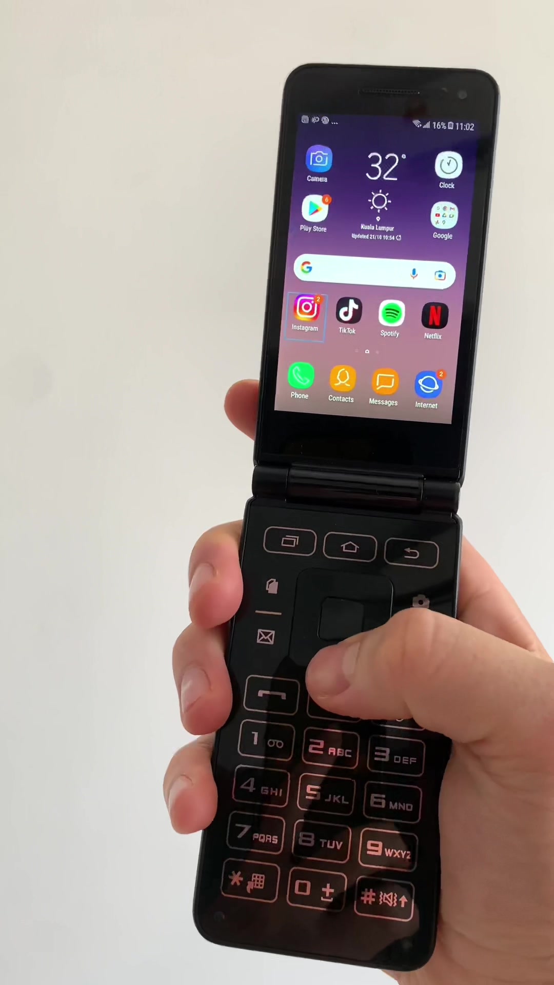 @Y2KPHONES