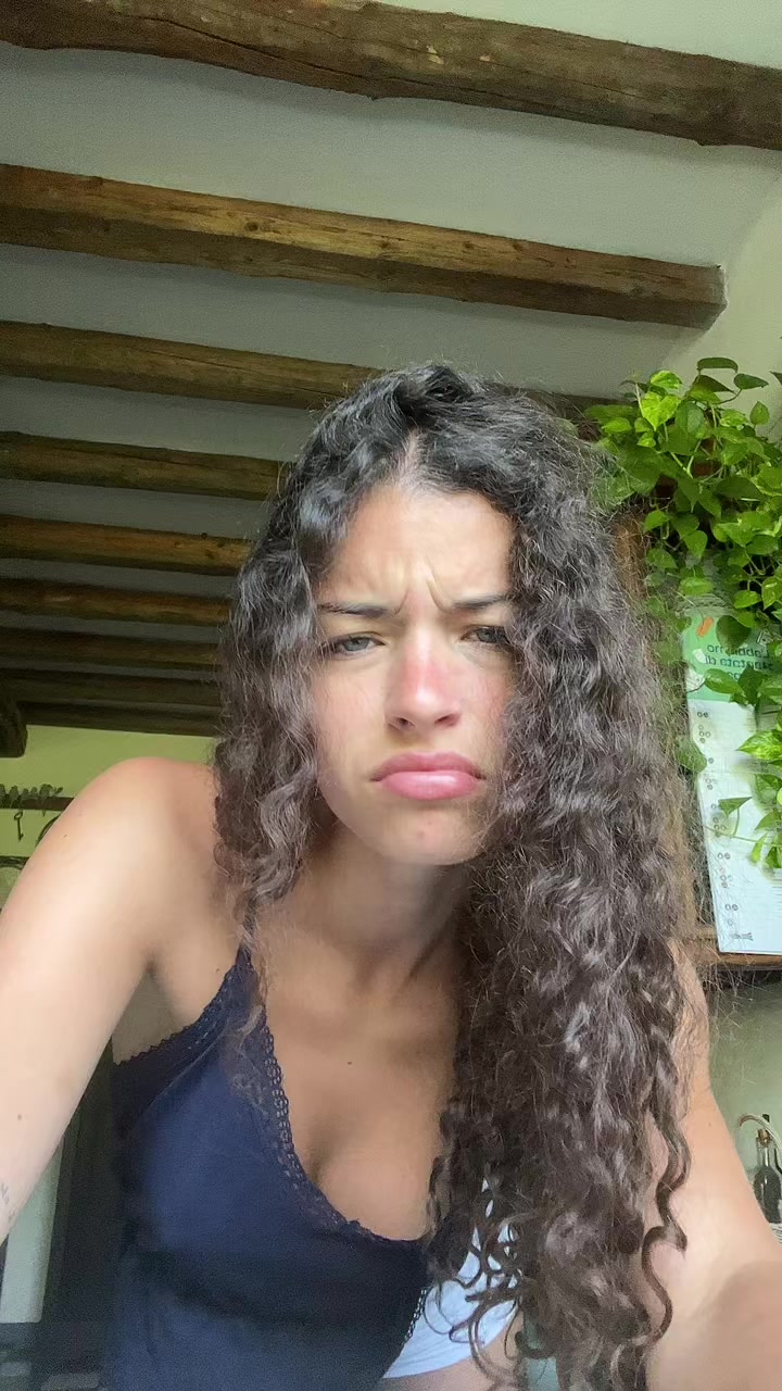@Biancacasr