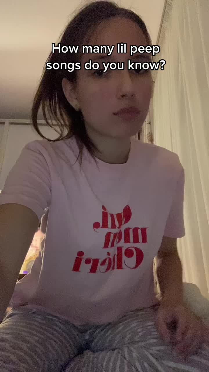 @valerriax