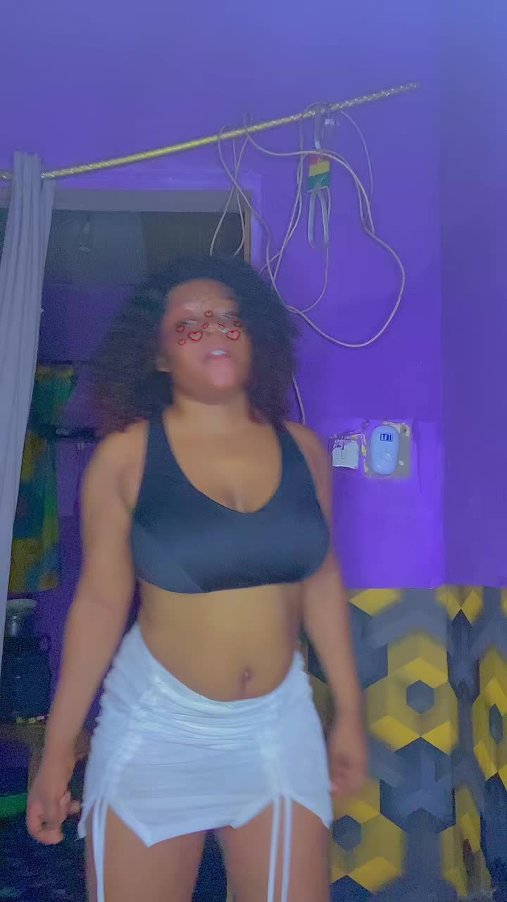 @Beccabtc