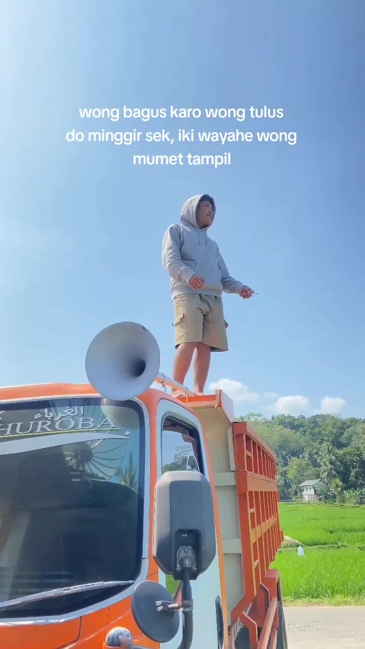 @hrlnfdl__