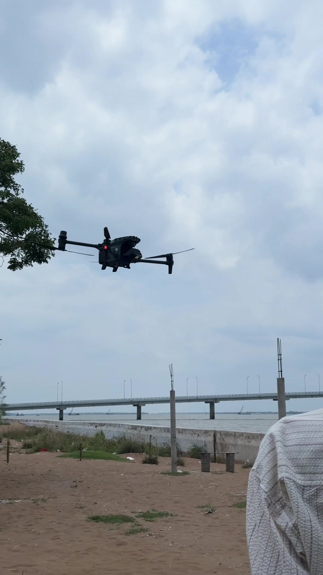 @Th&agrave;nh Đạt Flycam
