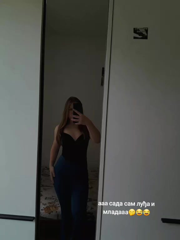 @Jovana🤎
