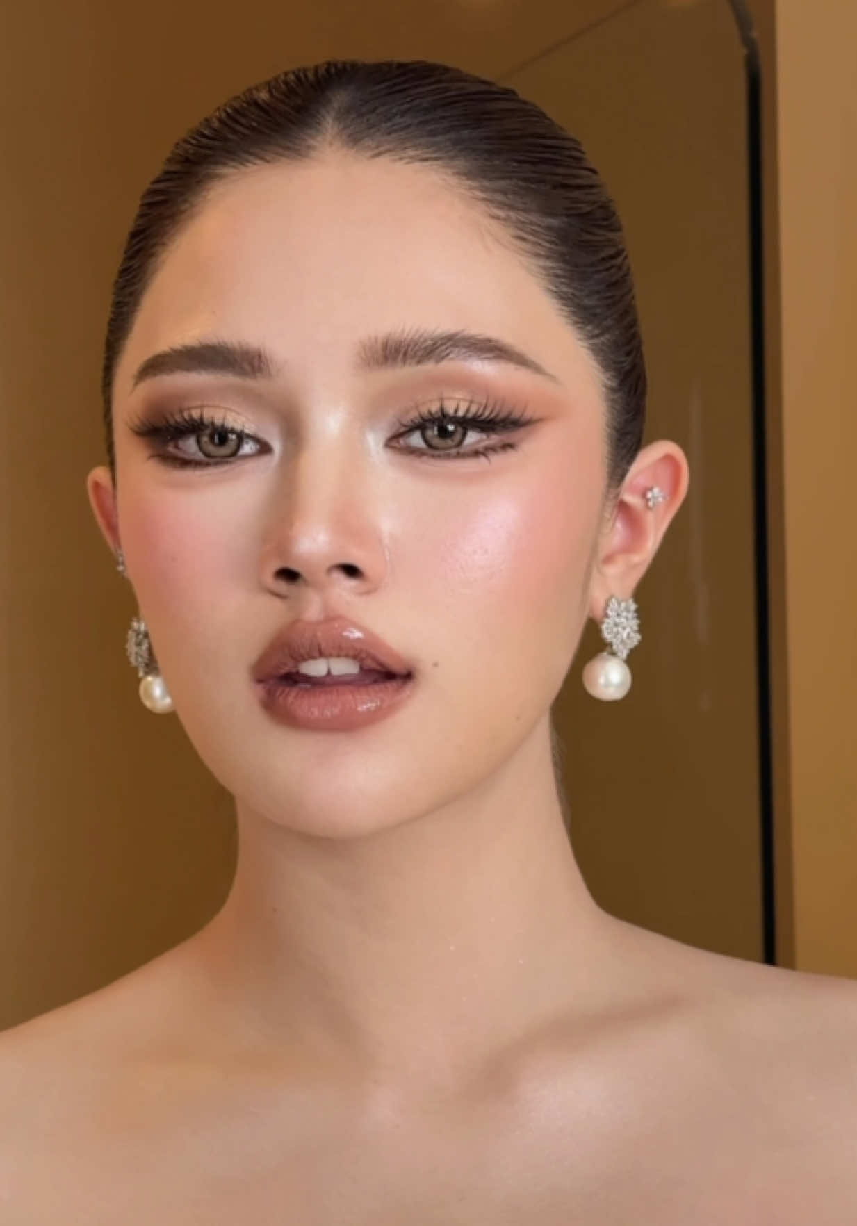 @COSINEMAKEUP
