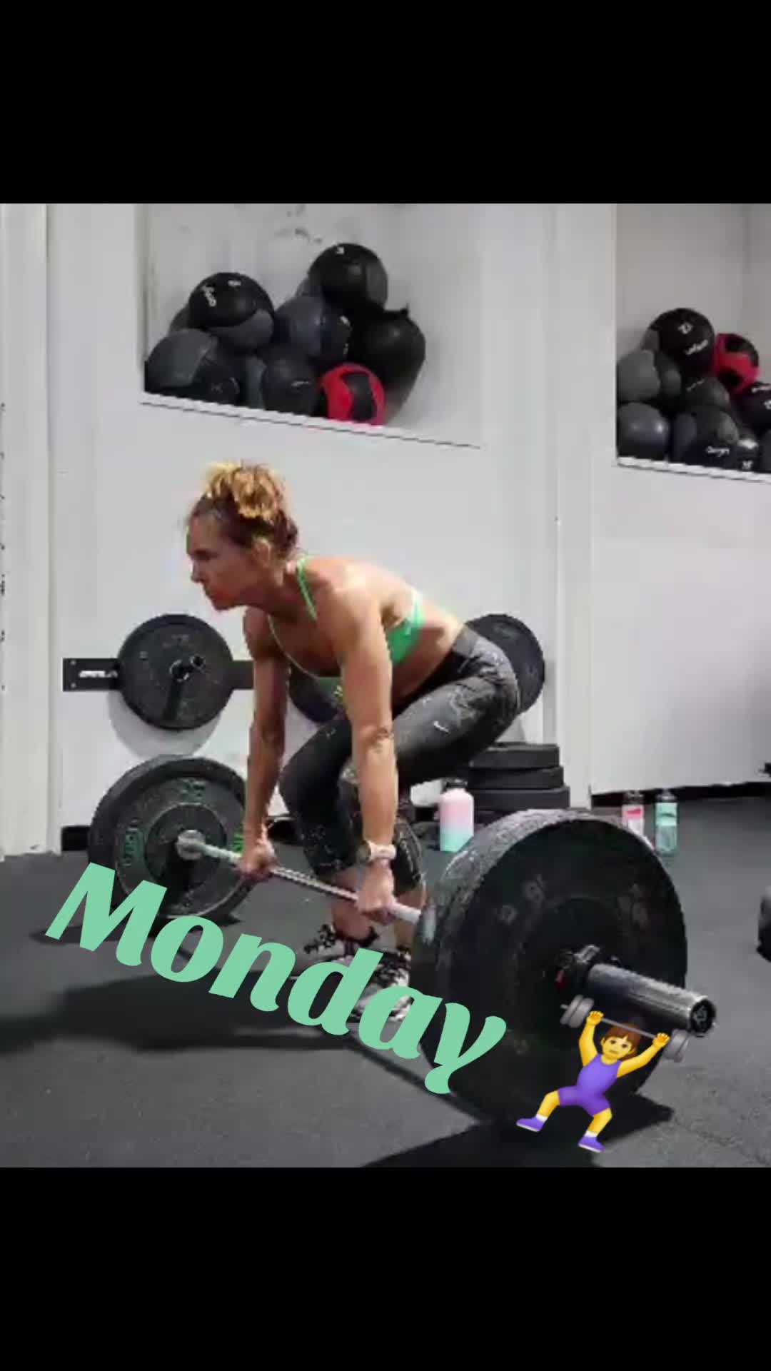 @Instagram:gymgirlmaz