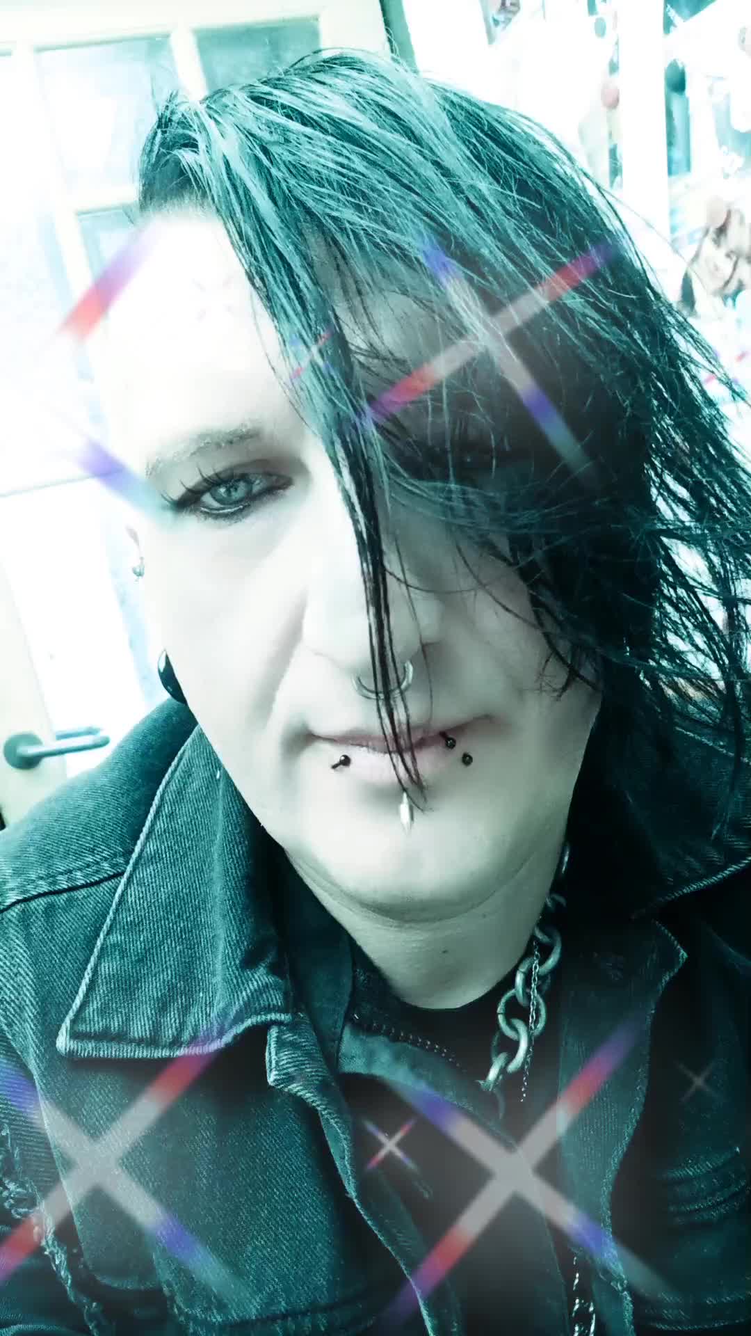 @Marilyn Manson