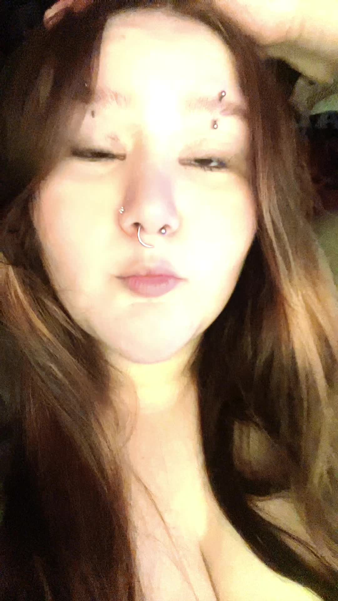 @yourlocalweird_madie01
