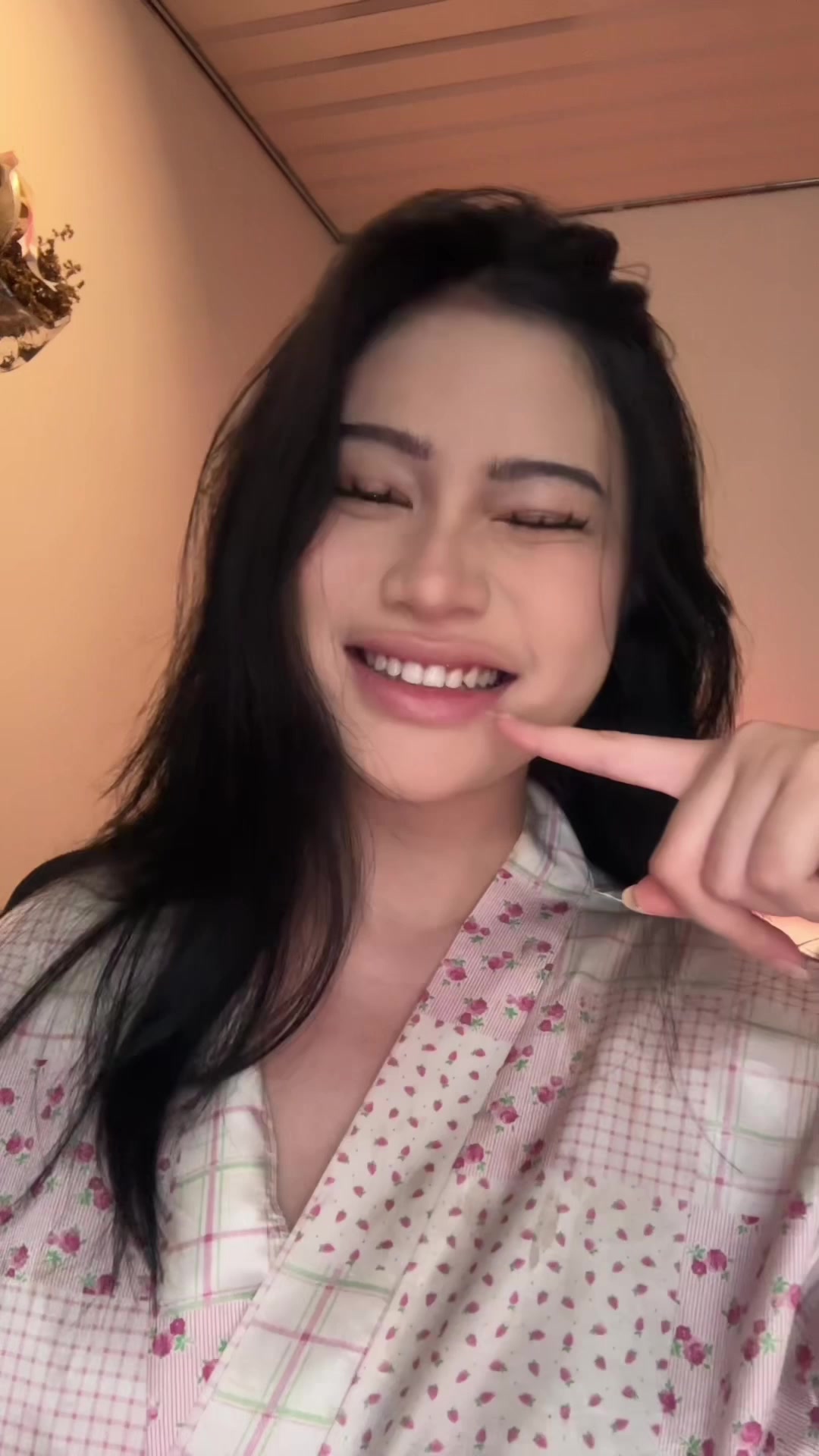 @ig: @naraishotasf