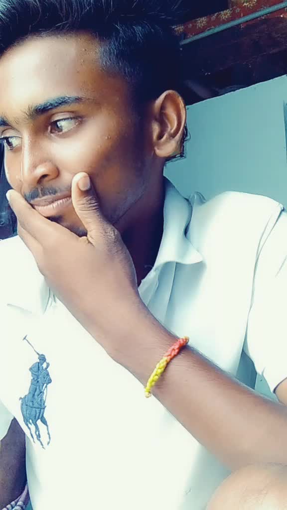 @👑vamshi yadav 🤘