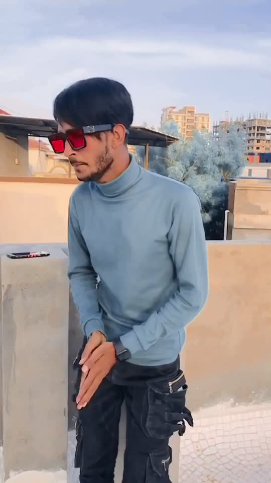 @mr_aakil__