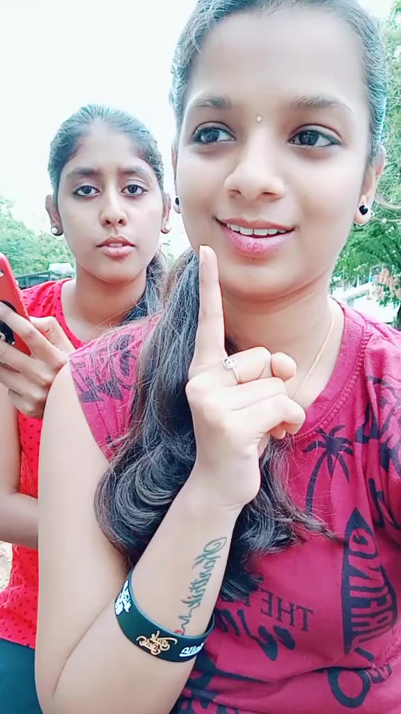 @_KarthiAmmu_