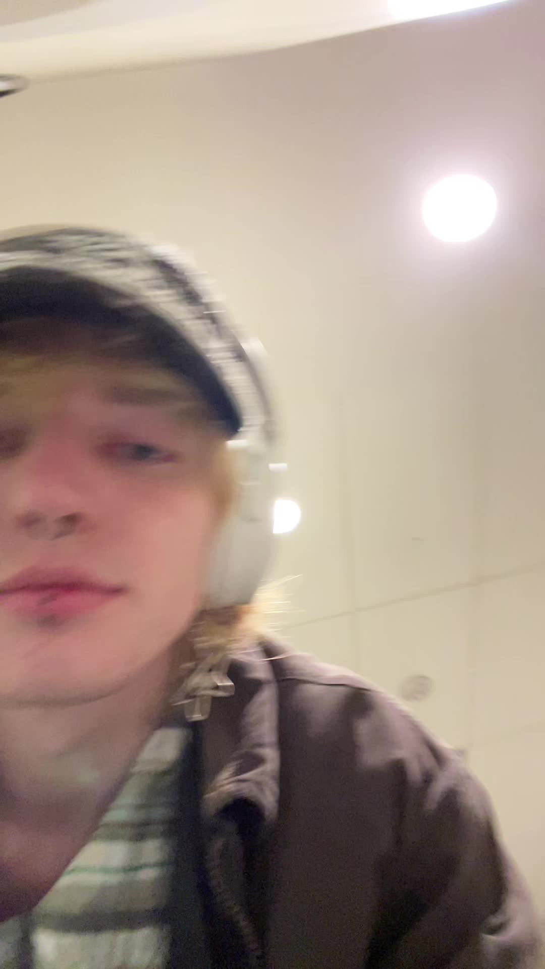 @cj