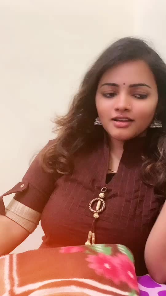 @NAVYASRI❤️👩🏻🦰