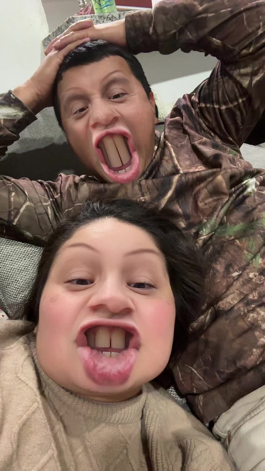 @vickyacosta4