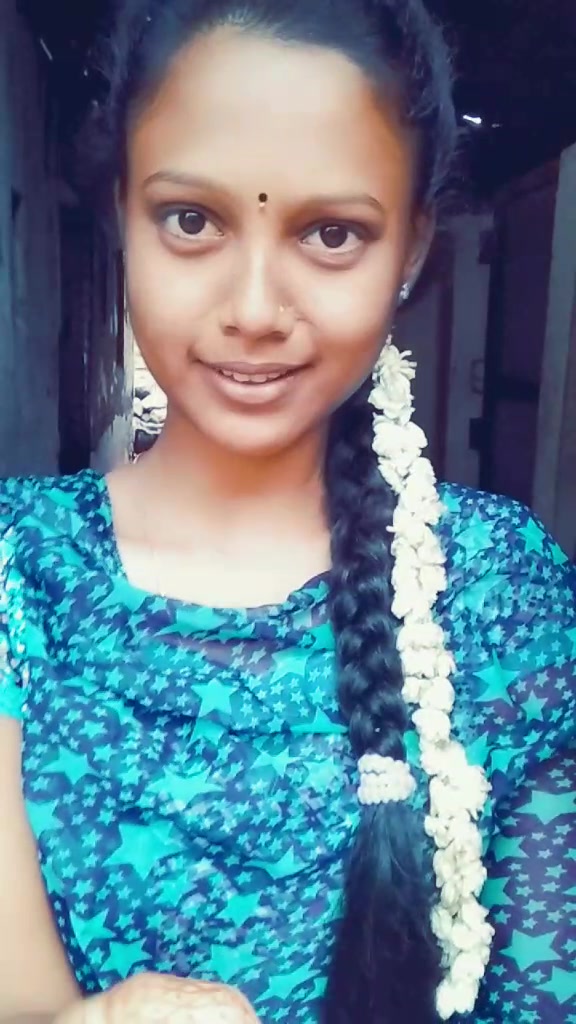 @💕Niveditha👒