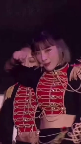 @jeongyeon and haseul vids