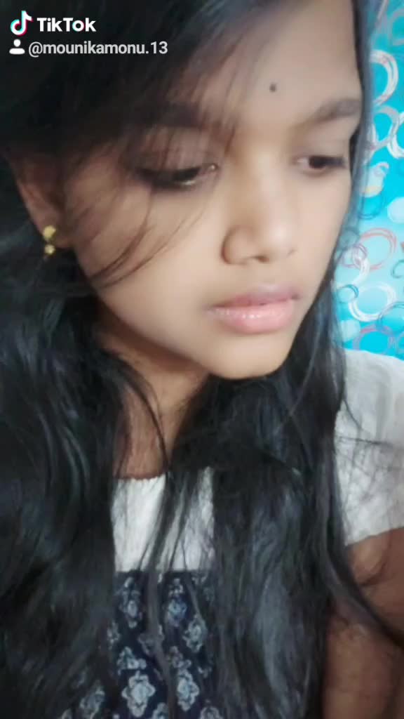 @MOUNIKA😁😁