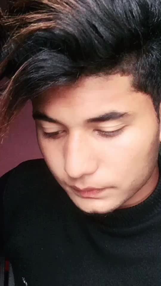 @Aayuxh_