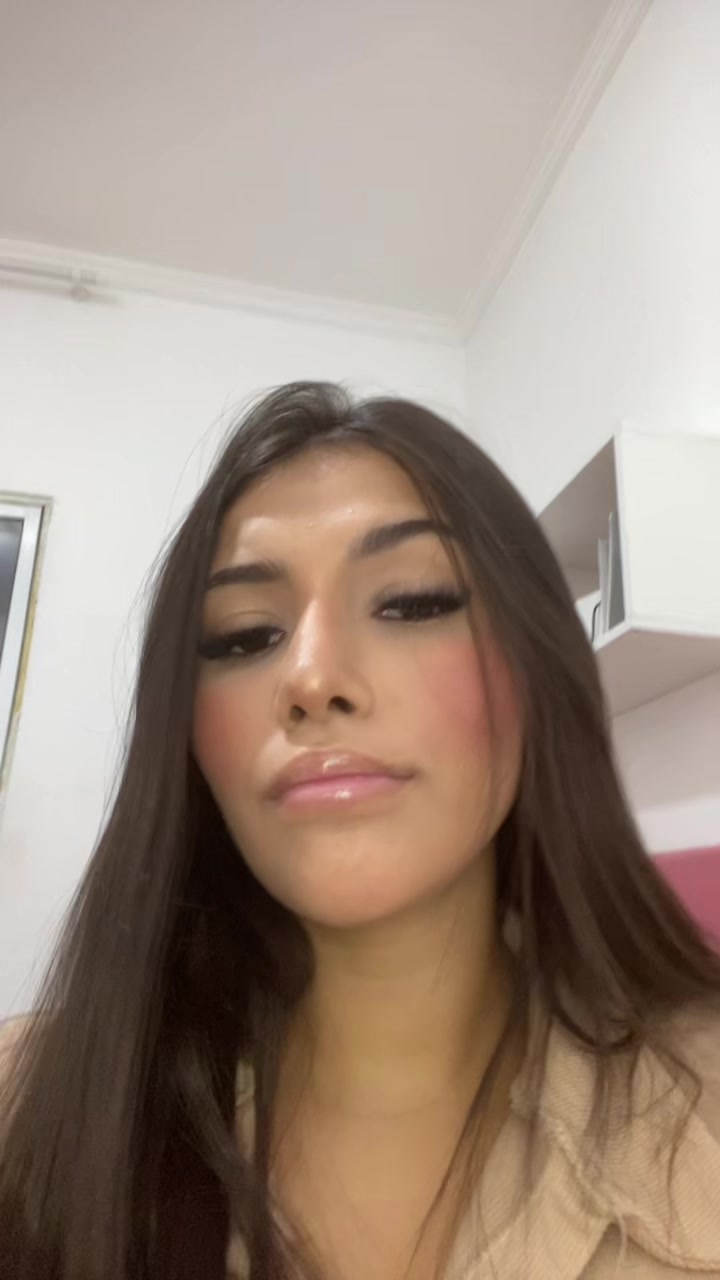 @Lara