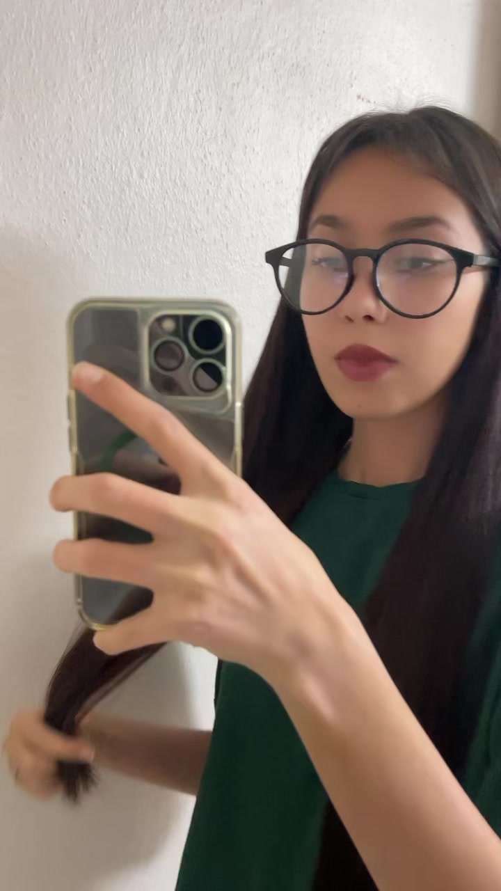@Sude Naz K&Ouml;SE