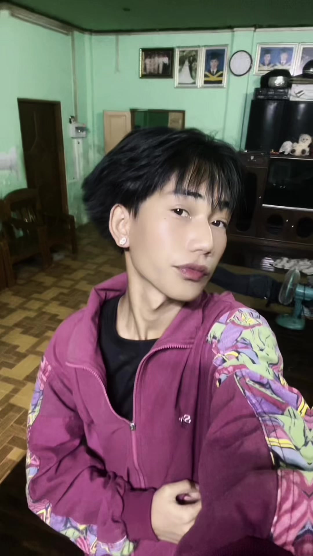 @𝐋3𝐣'𝐞