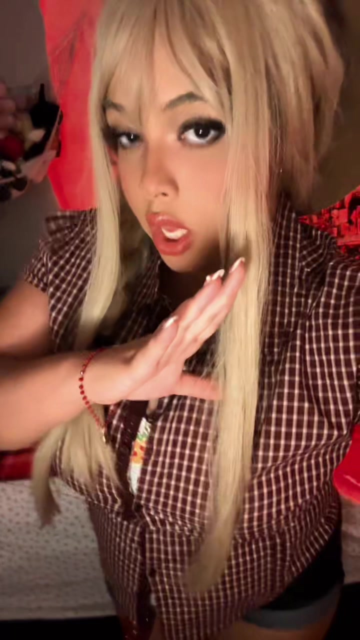 @Aj⭐️