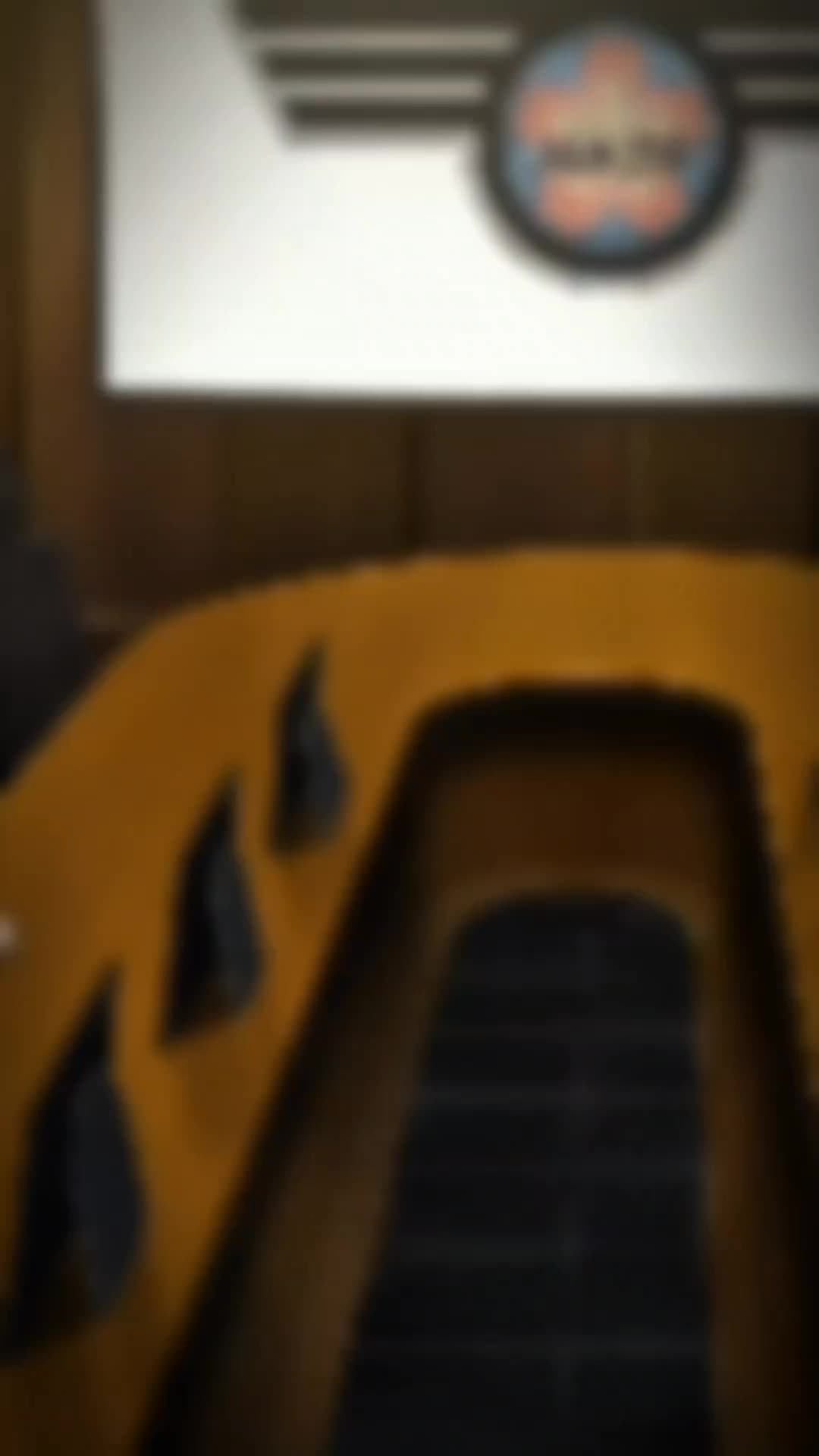 @シュン