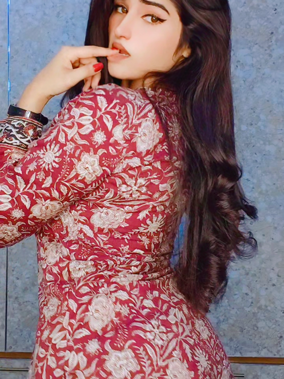 @Zoya