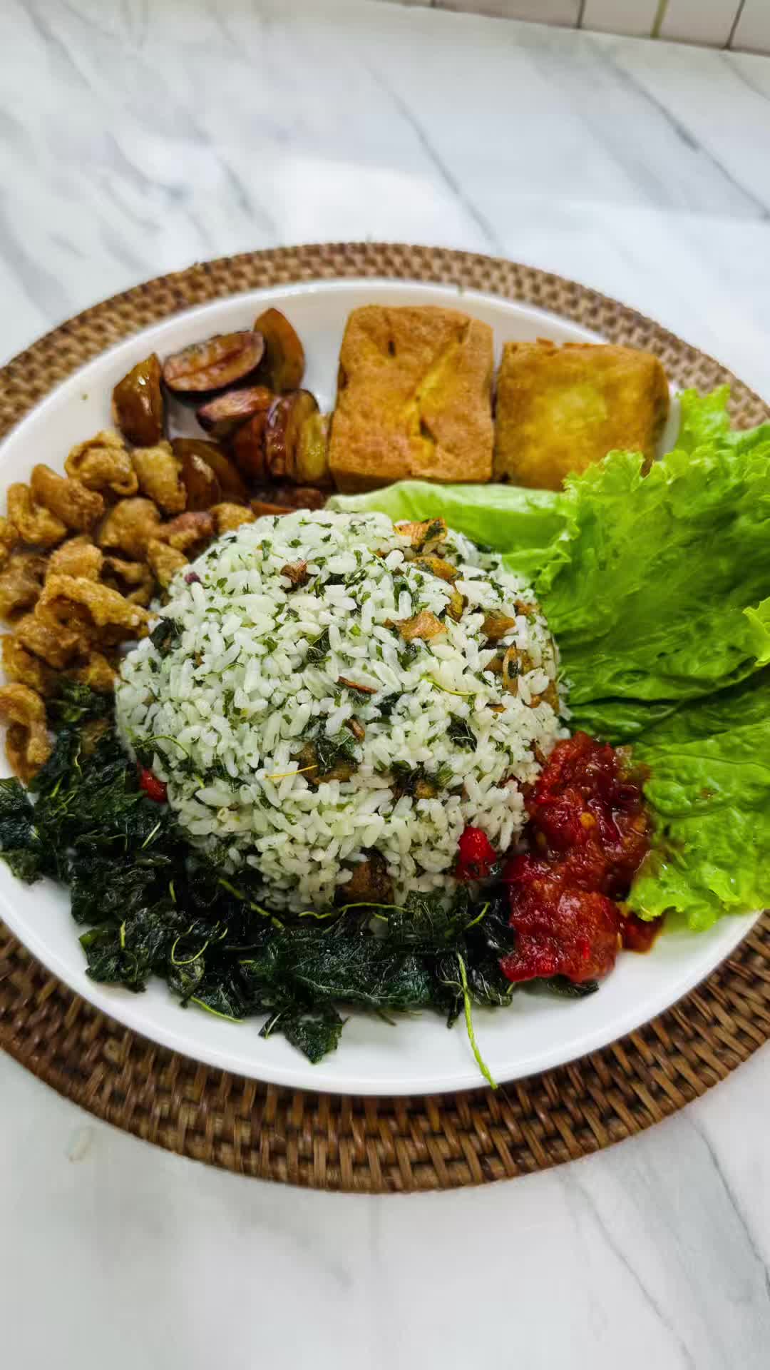 @Mama Akbar Alicia