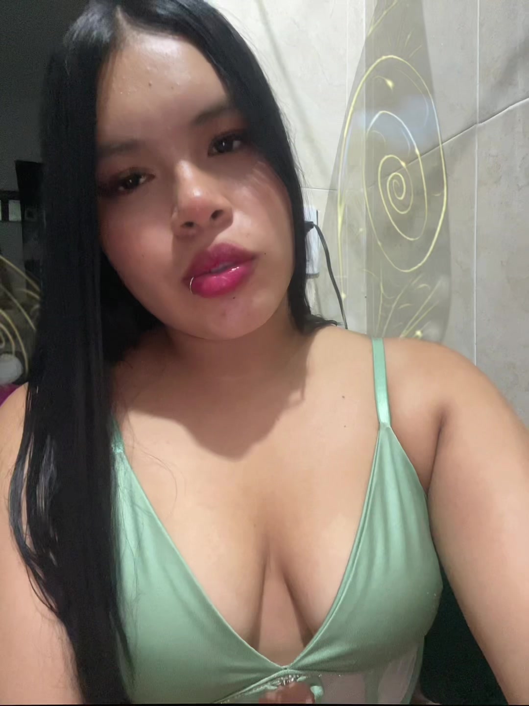 @💋𝓢𝓸𝓯𝓲👩🏽