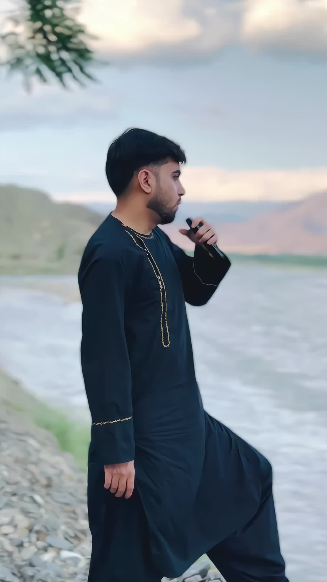 @azaljee_1