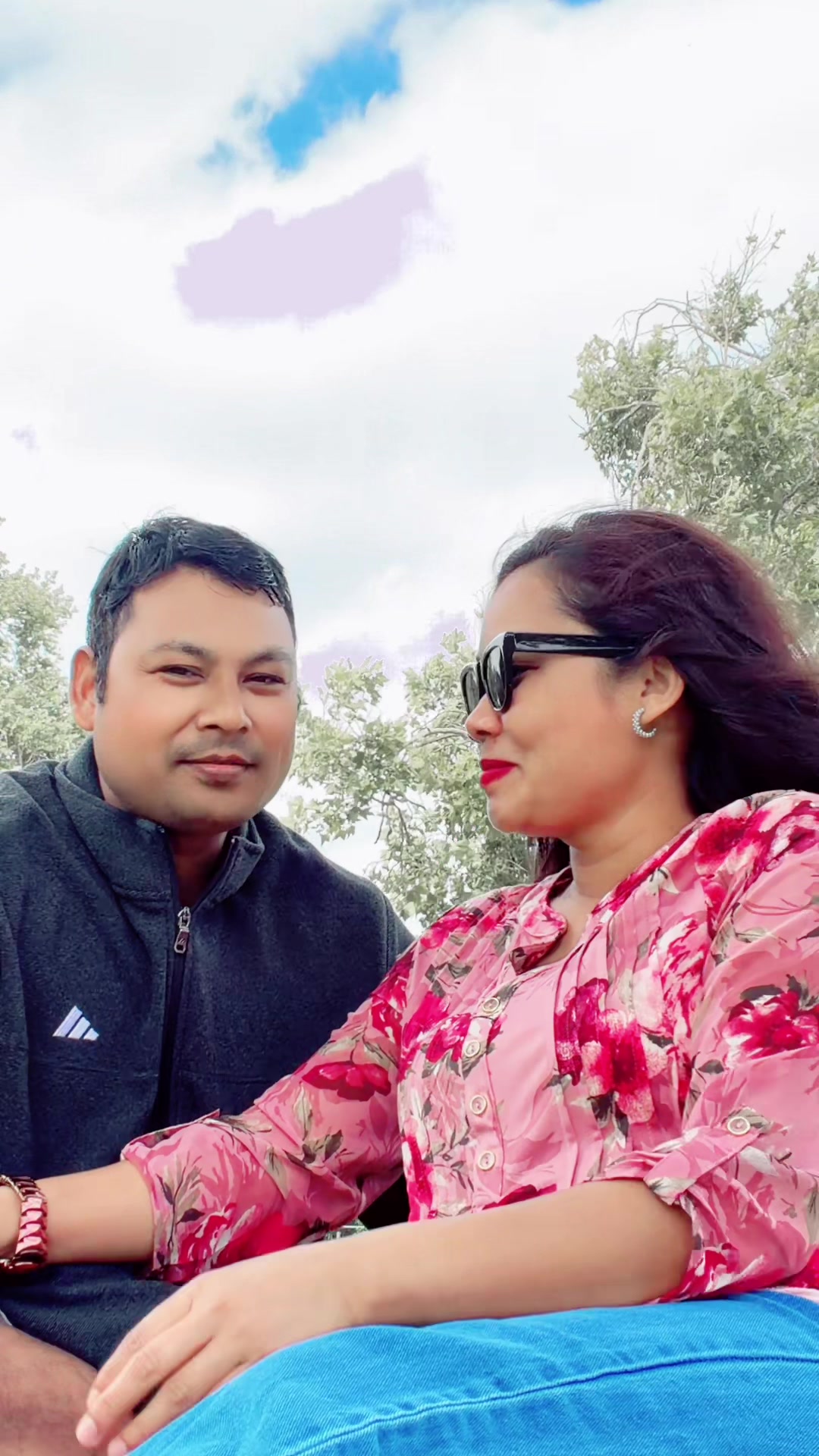 @Resham Chaudhary 🇳🇵🇺🇸 ✌️