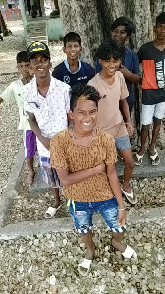 @⏩ _ ©️h❗kK☮️m _ ⏪