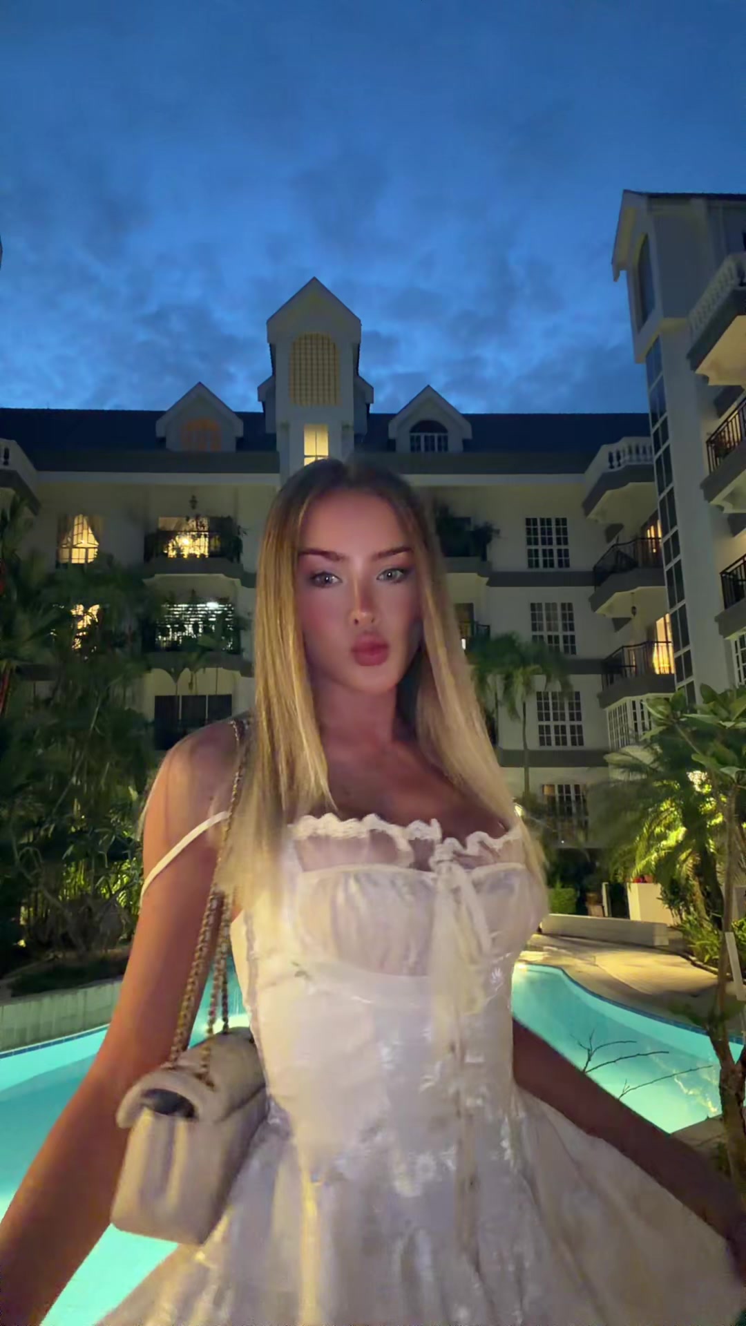 @Viktoria