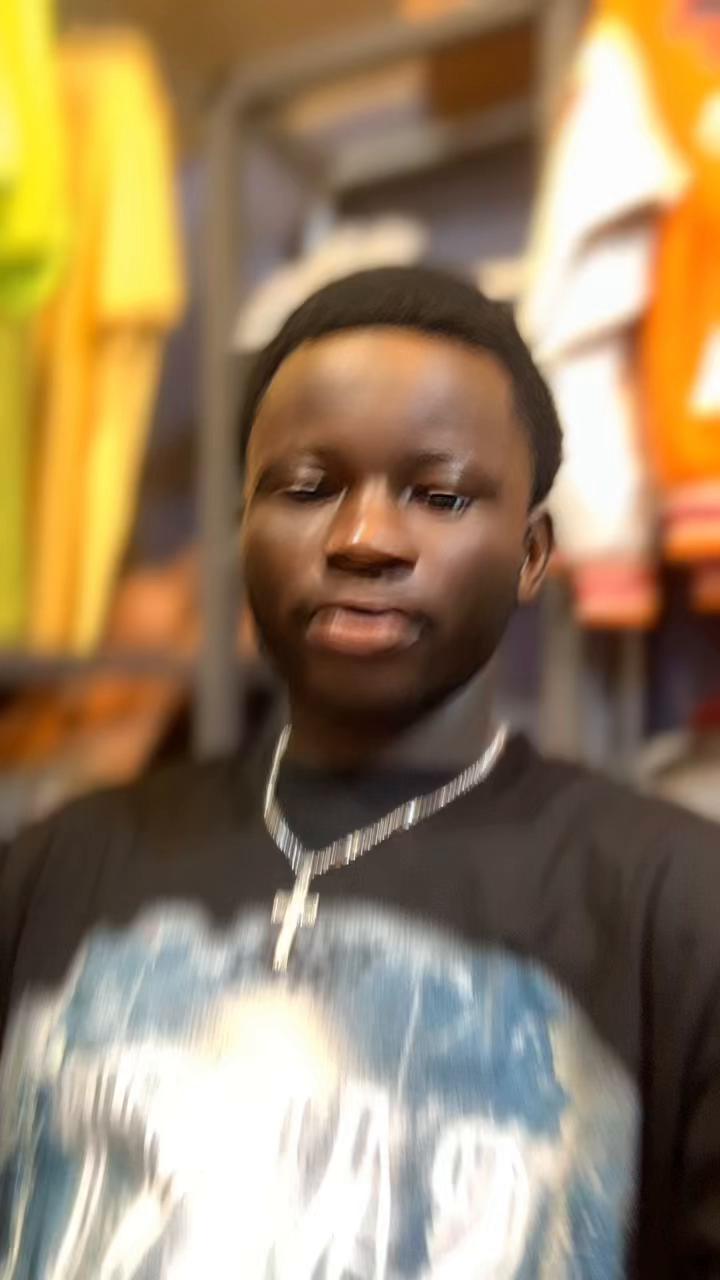 @Official Tropical 🤍✝️