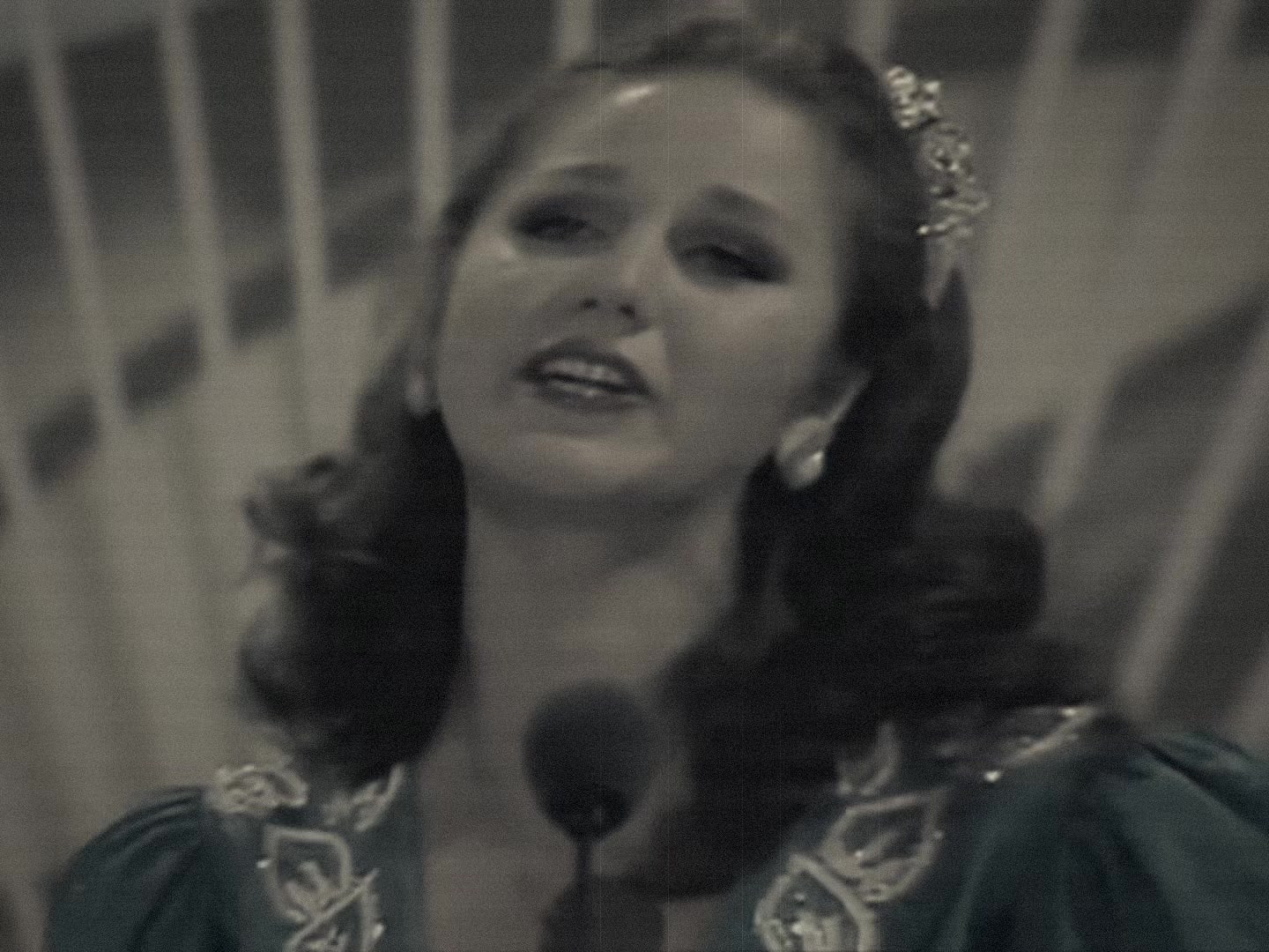 @𝙎𝘼𝙈𝙄 ♬
