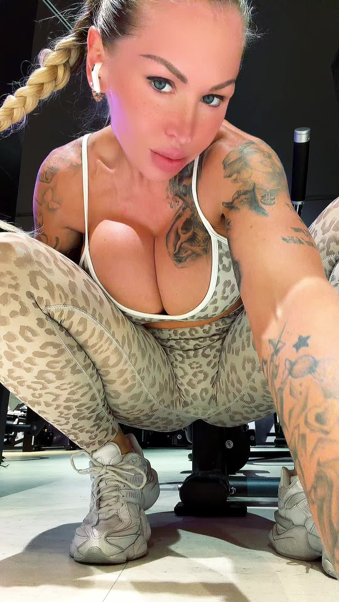 @vikingvanity_