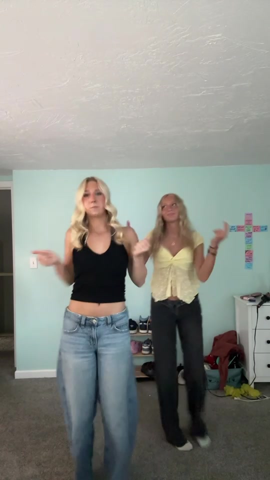 @👸🏼