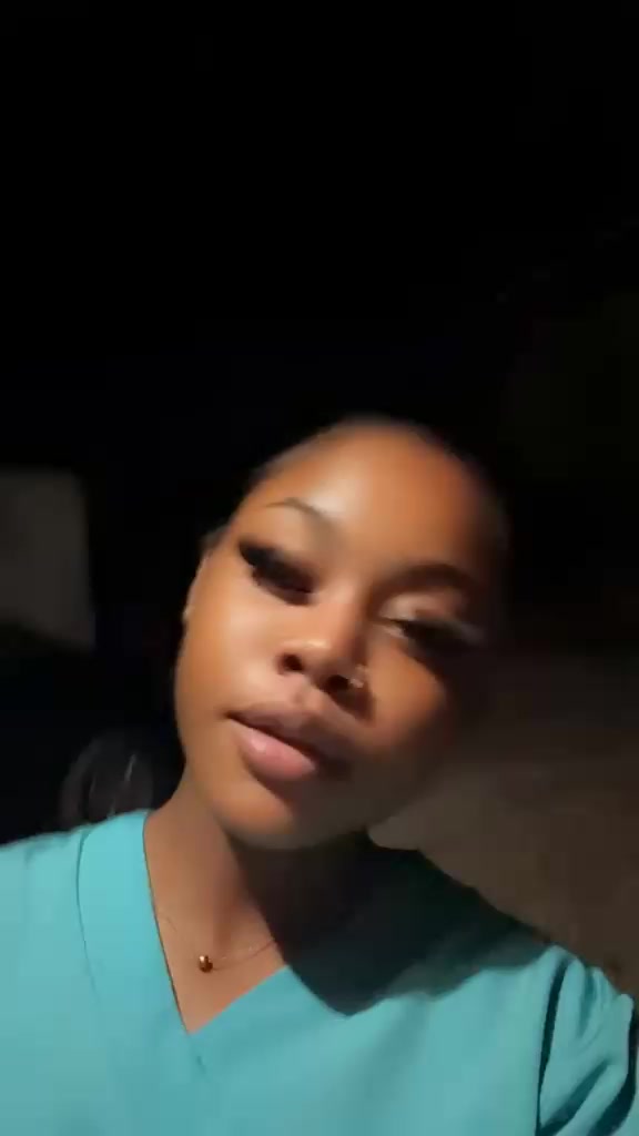 @Shandaethebee