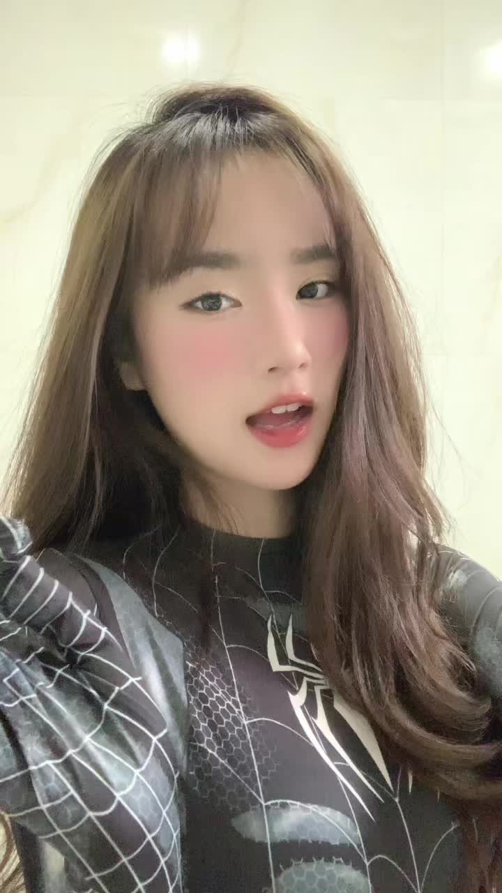 @yujeen.indyy