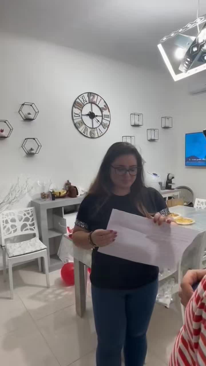 @Roberta Loperfido