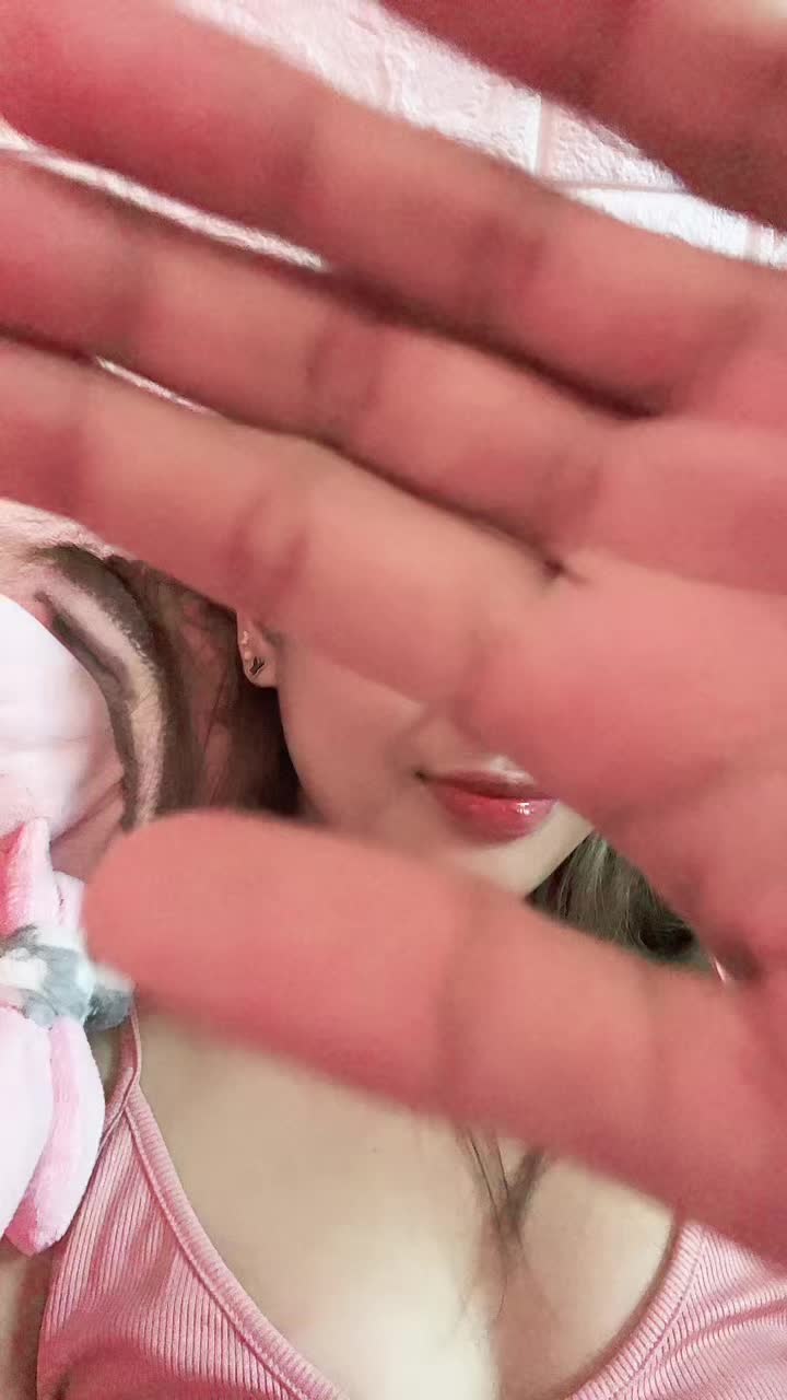 @🎀𝓐𝓷𝓷𝓮🌸