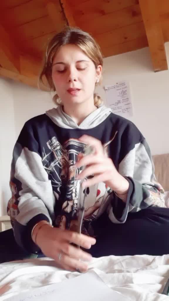 @Veronica Aliperti💣