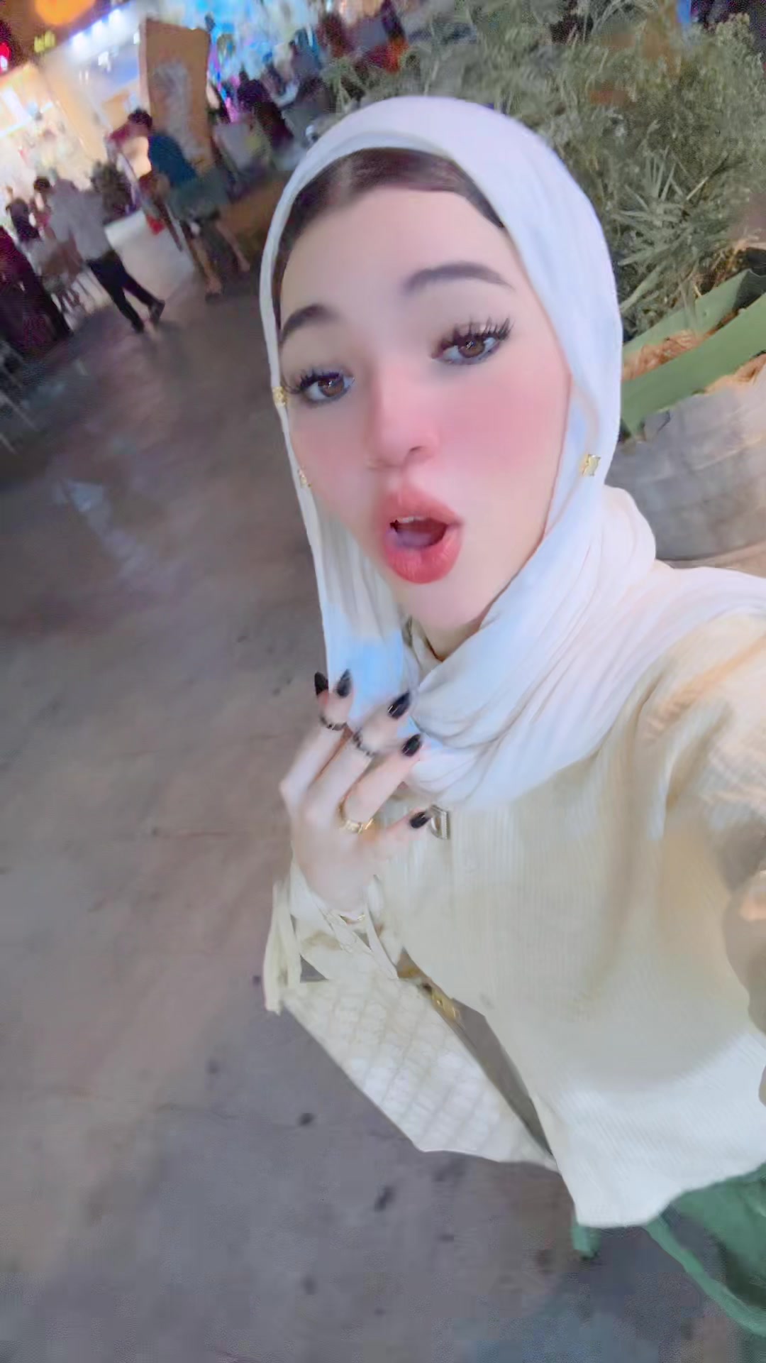 @لفي بينا ي (دنيا)
